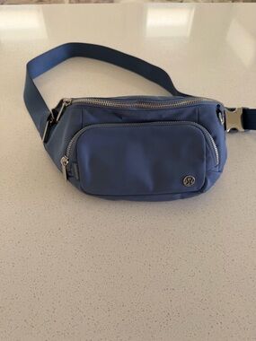 lululemon athletica Navy Blue Waist Belt Bag